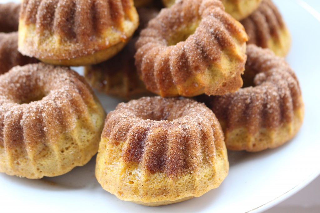 homemade mini pumpkin bunt cakes