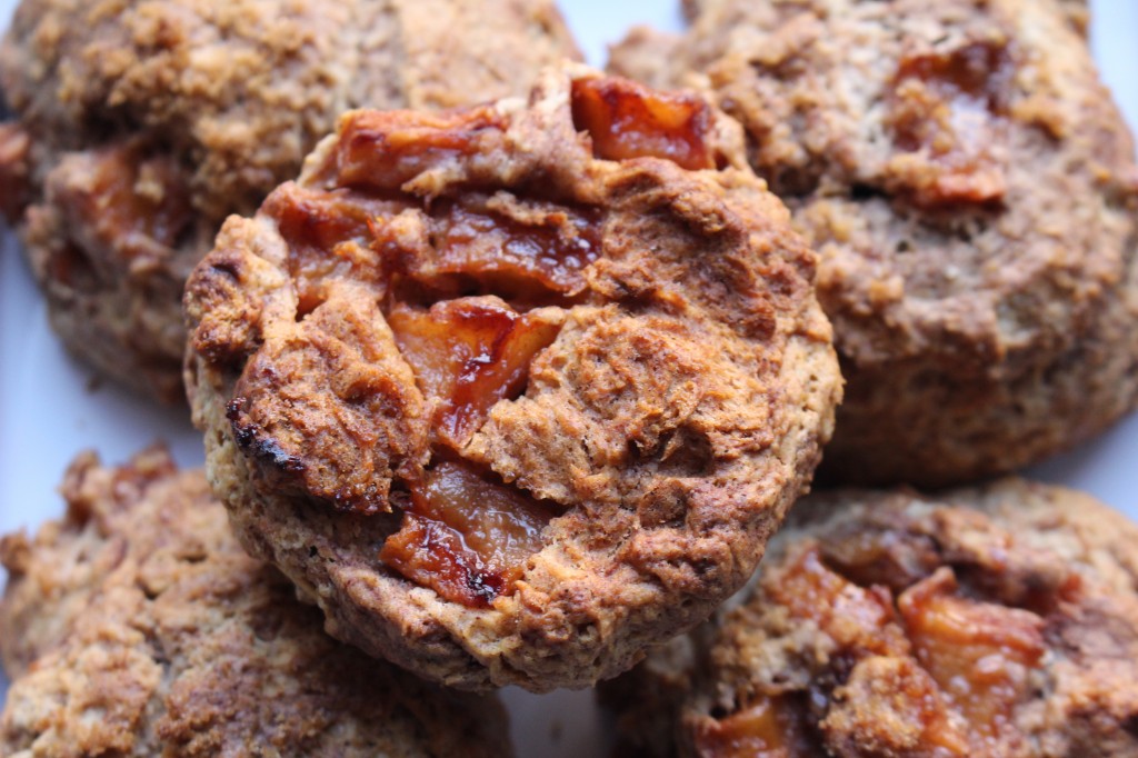 how to make apple biscuits 