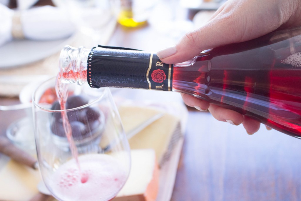 sparkling rose for brunch