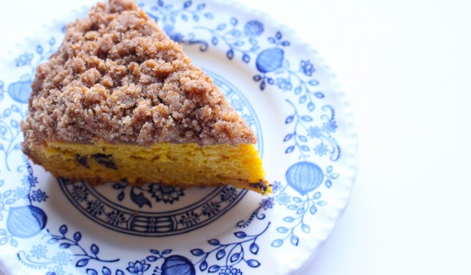 pumpkin chocolate chunk coffee cake |the domesticated wolf