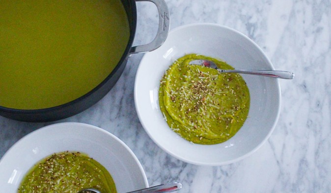 Pea soup with dukkah || the domesticated wolf